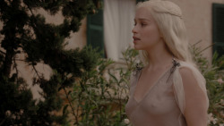 extant_GameOfThrones_1x01-WinterIsComing_3461