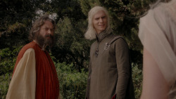 extant_GameOfThrones_1x01-WinterIsComing_3478