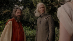 extant_GameOfThrones_1x01-WinterIsComing_3480