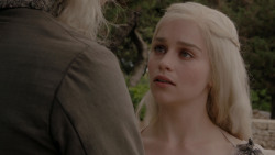 extant_GameOfThrones_1x01-WinterIsComing_3498