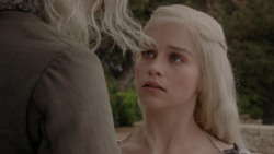extant_GameOfThrones_1x01-WinterIsComing_3512