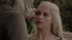 extant_GameOfThrones_1x01-WinterIsComing_3515
