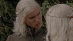 extant_GameOfThrones_1x01-WinterIsComing_3520