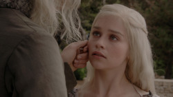 extant_GameOfThrones_1x01-WinterIsComing_3535