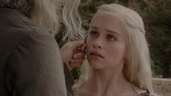 extant_GameOfThrones_1x01-WinterIsComing_3538