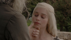 extant_GameOfThrones_1x01-WinterIsComing_3551