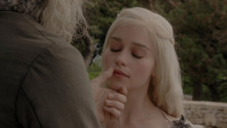 extant_GameOfThrones_1x01-WinterIsComing_3552