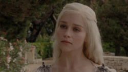 extant_GameOfThrones_1x01-WinterIsComing_3560