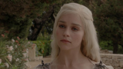 extant_GameOfThrones_1x01-WinterIsComing_3562