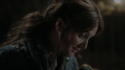extant_GameOfThrones_1x01-WinterIsComing_3598