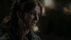 extant_GameOfThrones_1x01-WinterIsComing_3618
