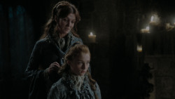extant_GameOfThrones_1x01-WinterIsComing_3621