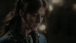 extant_GameOfThrones_1x01-WinterIsComing_3657