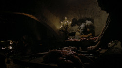 extant_GameOfThrones_1x01-WinterIsComing_3660