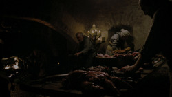 extant_GameOfThrones_1x01-WinterIsComing_3662