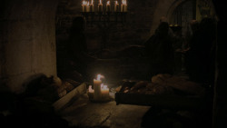extant_GameOfThrones_1x01-WinterIsComing_3667