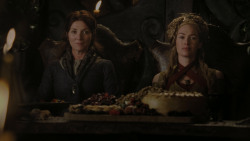 extant_GameOfThrones_1x01-WinterIsComing_3692