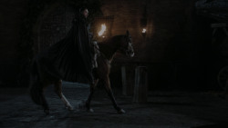 extant_GameOfThrones_1x01-WinterIsComing_3710