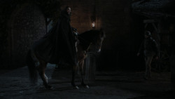 extant_GameOfThrones_1x01-WinterIsComing_3711