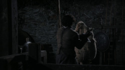 extant_GameOfThrones_1x01-WinterIsComing_3712