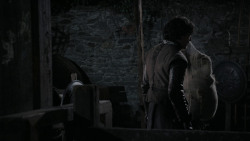 extant_GameOfThrones_1x01-WinterIsComing_3717