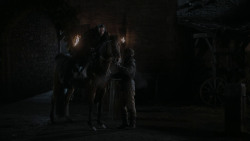 extant_GameOfThrones_1x01-WinterIsComing_3720