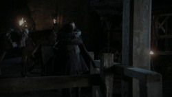 extant_GameOfThrones_1x01-WinterIsComing_3734