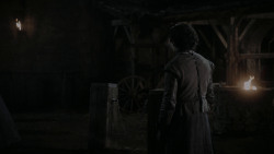 extant_GameOfThrones_1x01-WinterIsComing_3850