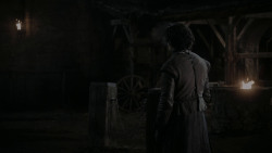 extant_GameOfThrones_1x01-WinterIsComing_3852