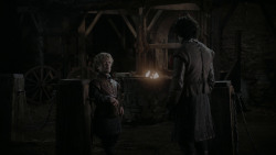 extant_GameOfThrones_1x01-WinterIsComing_3887