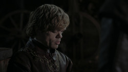 extant_GameOfThrones_1x01-WinterIsComing_3898
