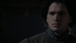 extant_GameOfThrones_1x01-WinterIsComing_3910