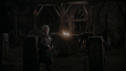 extant_GameOfThrones_1x01-WinterIsComing_3916
