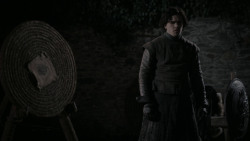 extant_GameOfThrones_1x01-WinterIsComing_3921