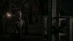 extant_GameOfThrones_1x01-WinterIsComing_3931