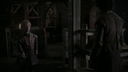 extant_GameOfThrones_1x01-WinterIsComing_3939