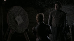 extant_GameOfThrones_1x01-WinterIsComing_3970