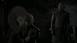 extant_GameOfThrones_1x01-WinterIsComing_3977