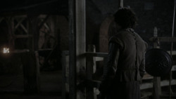 extant_GameOfThrones_1x01-WinterIsComing_3998