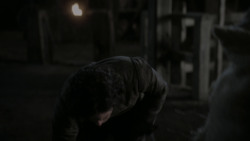 extant_GameOfThrones_1x01-WinterIsComing_4005