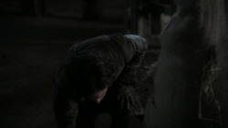 extant_GameOfThrones_1x01-WinterIsComing_4006