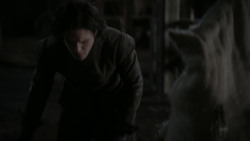 extant_GameOfThrones_1x01-WinterIsComing_4007