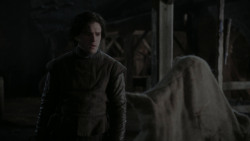 extant_GameOfThrones_1x01-WinterIsComing_4012