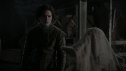 extant_GameOfThrones_1x01-WinterIsComing_4016