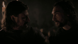 extant_GameOfThrones_1x01-WinterIsComing_4040