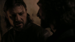 extant_GameOfThrones_1x01-WinterIsComing_4056