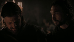 extant_GameOfThrones_1x01-WinterIsComing_4069