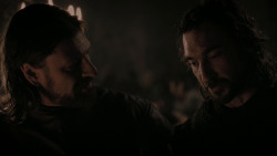 extant_GameOfThrones_1x01-WinterIsComing_4073