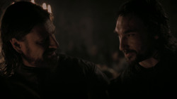 extant_GameOfThrones_1x01-WinterIsComing_4075