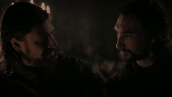 extant_GameOfThrones_1x01-WinterIsComing_4076